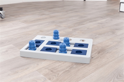 Trixie Dog Activity Chess Hondenspel 40x27 CM