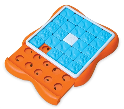 Nina Ottosson Challenge Slider Oranje / Blauw 38x38x5 CM