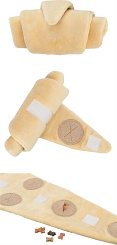Trixie Snack Croissant Pluche 40 cm voor honden