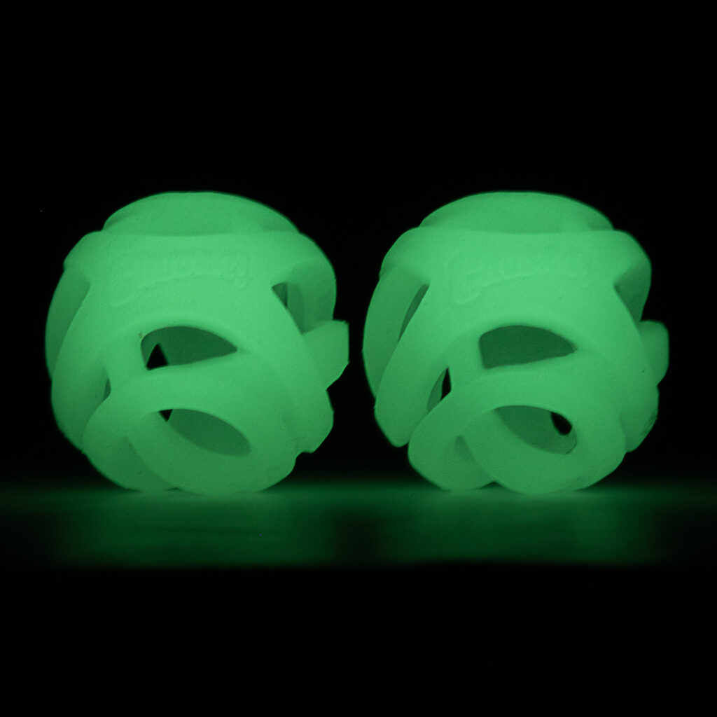 Chuckit! Air Glow Fetch Ball M (2-pack) - Speelgoed voor honden - afbeelding 3