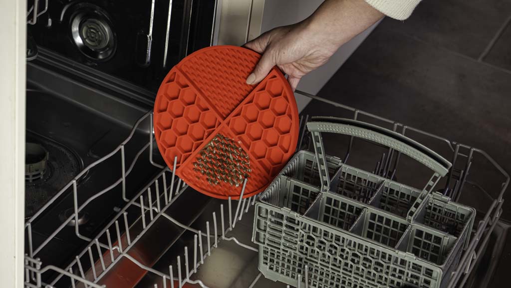 Eat Slow Live Longer Lick Mat Rood 21 cm - Ronde Likmat voor Honden en Katten - afbeelding 4
