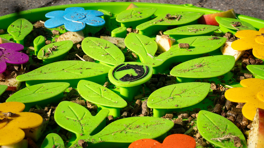 Excellent Horse Snuffle Mat Flower Power - Voermat voor Paarden - afbeelding 5