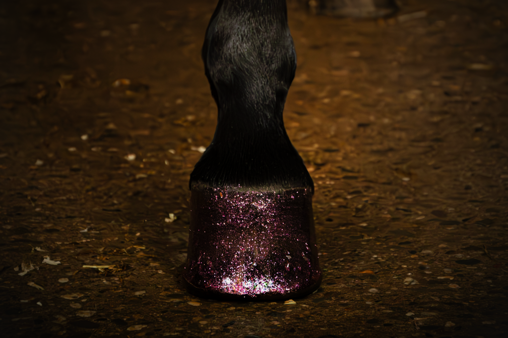 Excellent Horse Hi Gloss Glitter Hoof Polish Pink 150 ml - afbeelding 2