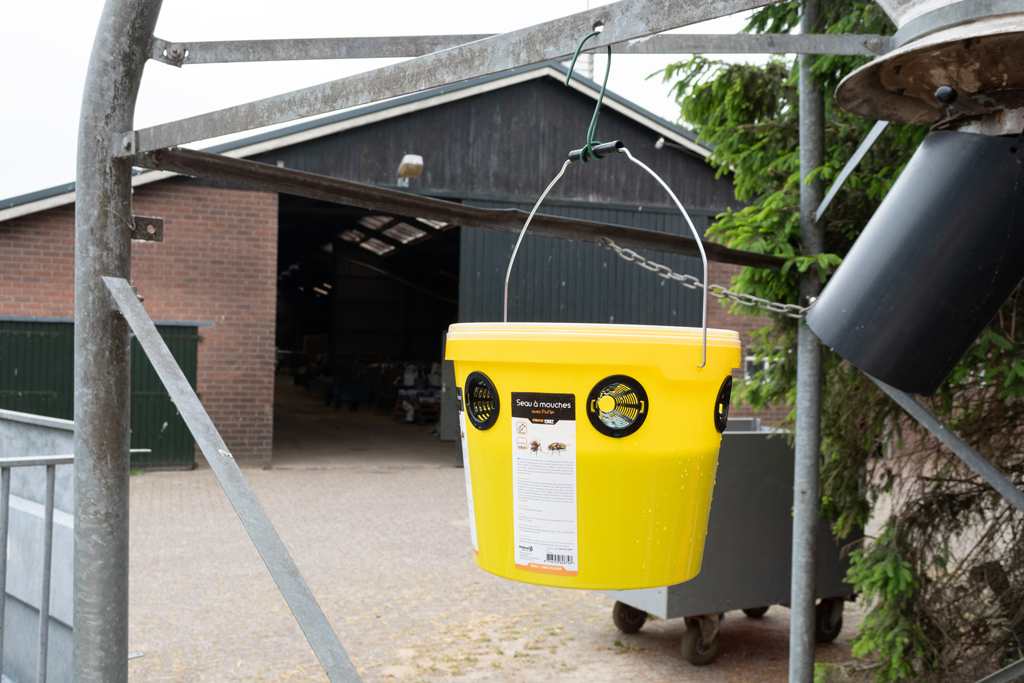 Knock Pest FlyNip VliegenEmmer met traktatie voor effectieve vliegenbestrijding - afbeelding 2