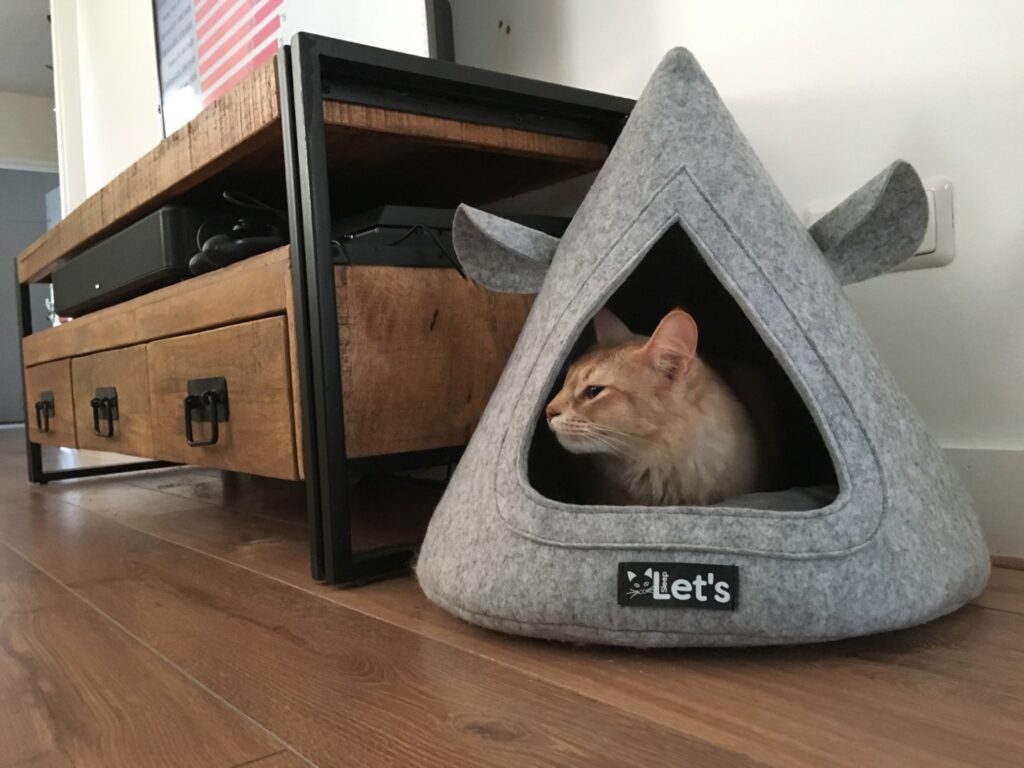 Let's Sleep Pet Cave TeePee Grijs - Slaapplaats voor uw kat - afbeelding 3