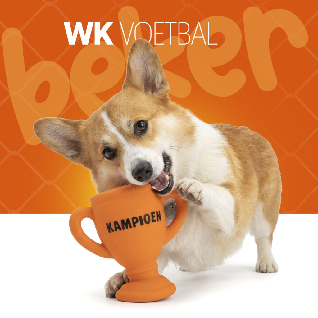 Oranje Latex Hondenspeeltje WK Beker - Hofman Animal Care - afbeelding 2