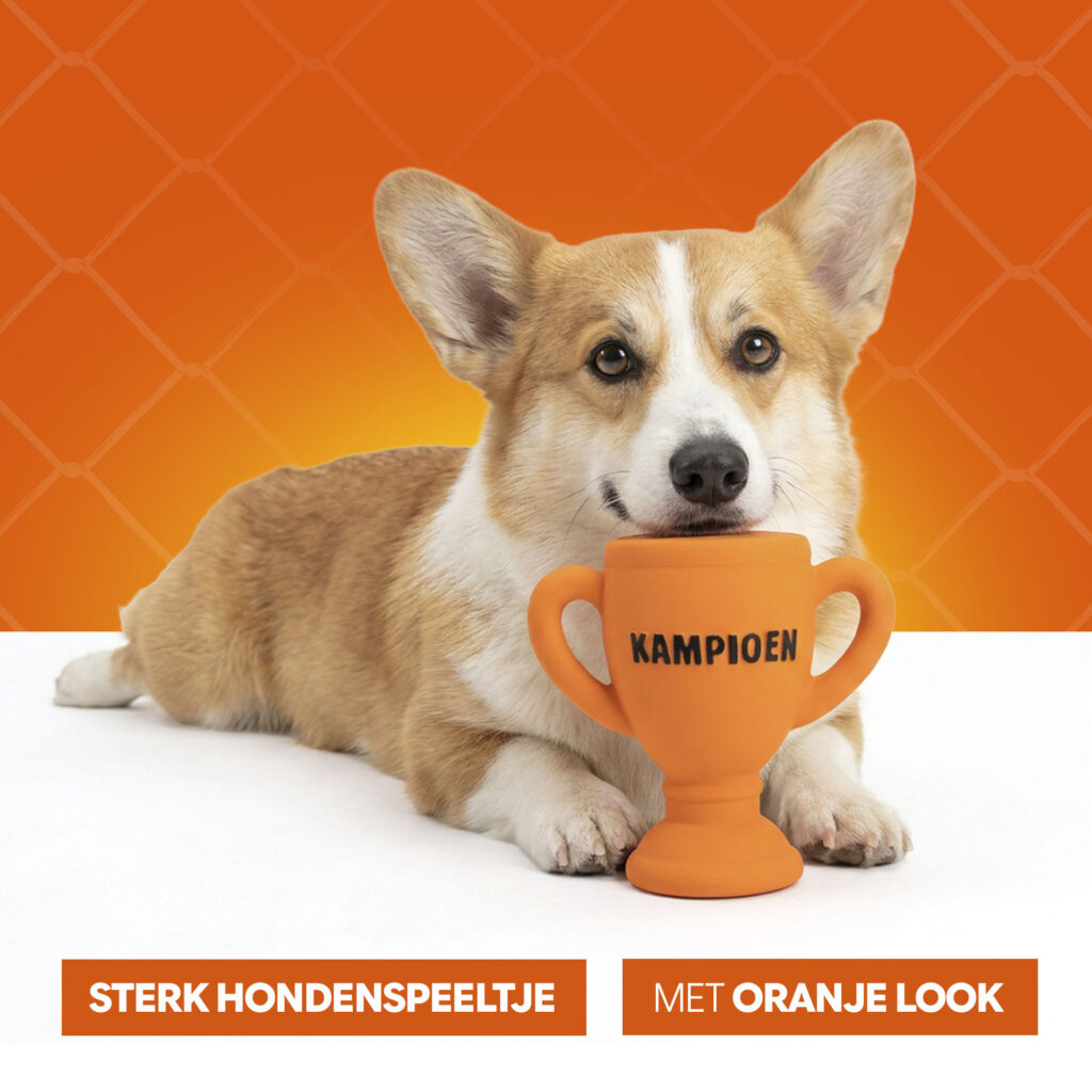 Oranje Latex Hondenspeeltje WK Beker - Hofman Animal Care - afbeelding 6