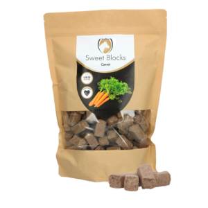 Excellent Horse Sweet Blocks Carrot 1 kg - Gezonde Paardentraktatie