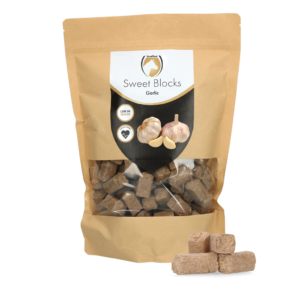 Excellent Horse Sweet Blocks Garlic 1 kg - Gezonde traktatie voor paarden