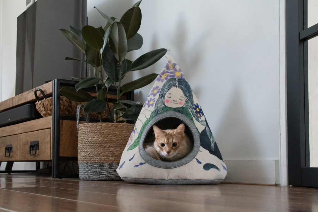 Takara Tipi Violet Flower - Kussen en Transport voor Katten 42 x 56 cm - afbeelding 2
